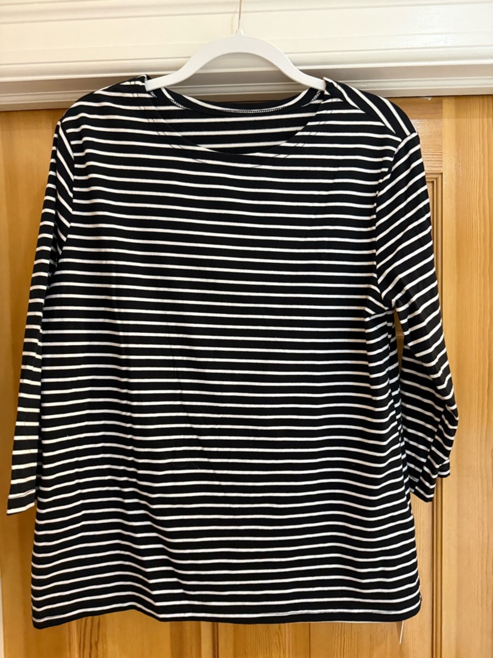Black and White Striped Three Quarter Sleeve Knit Top